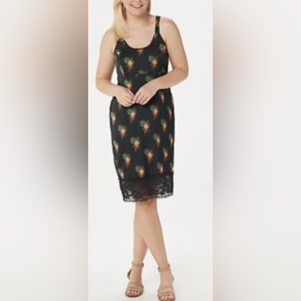 Laurie Felt Sleeveless Black Slip Dress with Floral Print size 22W